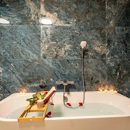 Deluxe Diadora With Sea View Appartamento